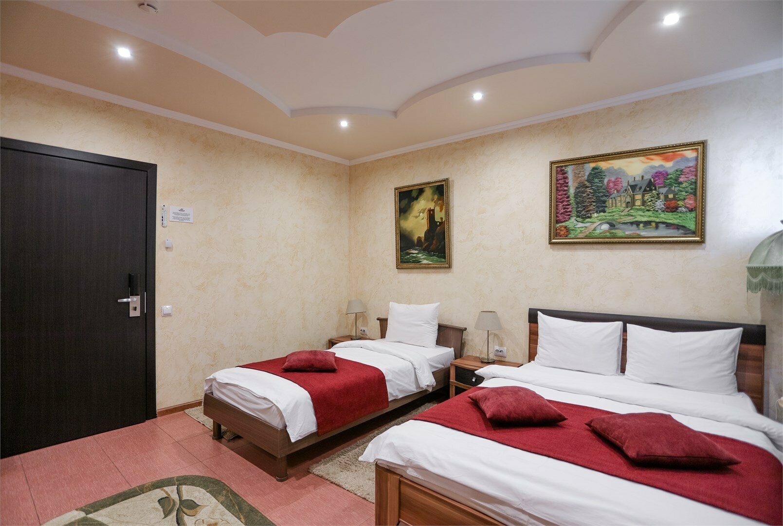 Первая категория-семейный номер