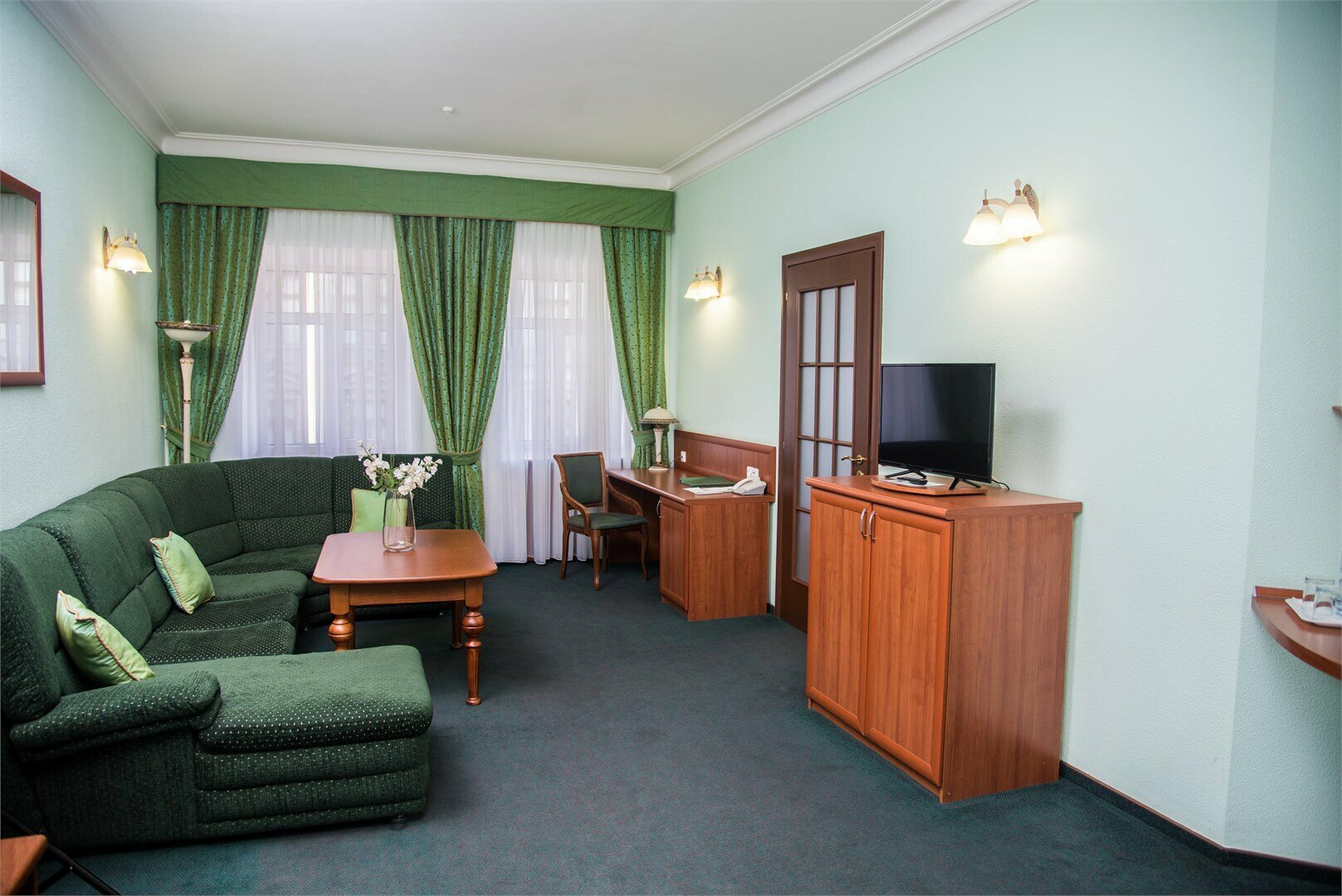 Апартаменты