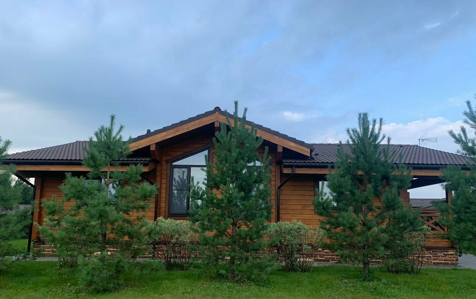 Коттедж "Осенняя соната" (3 спальни)