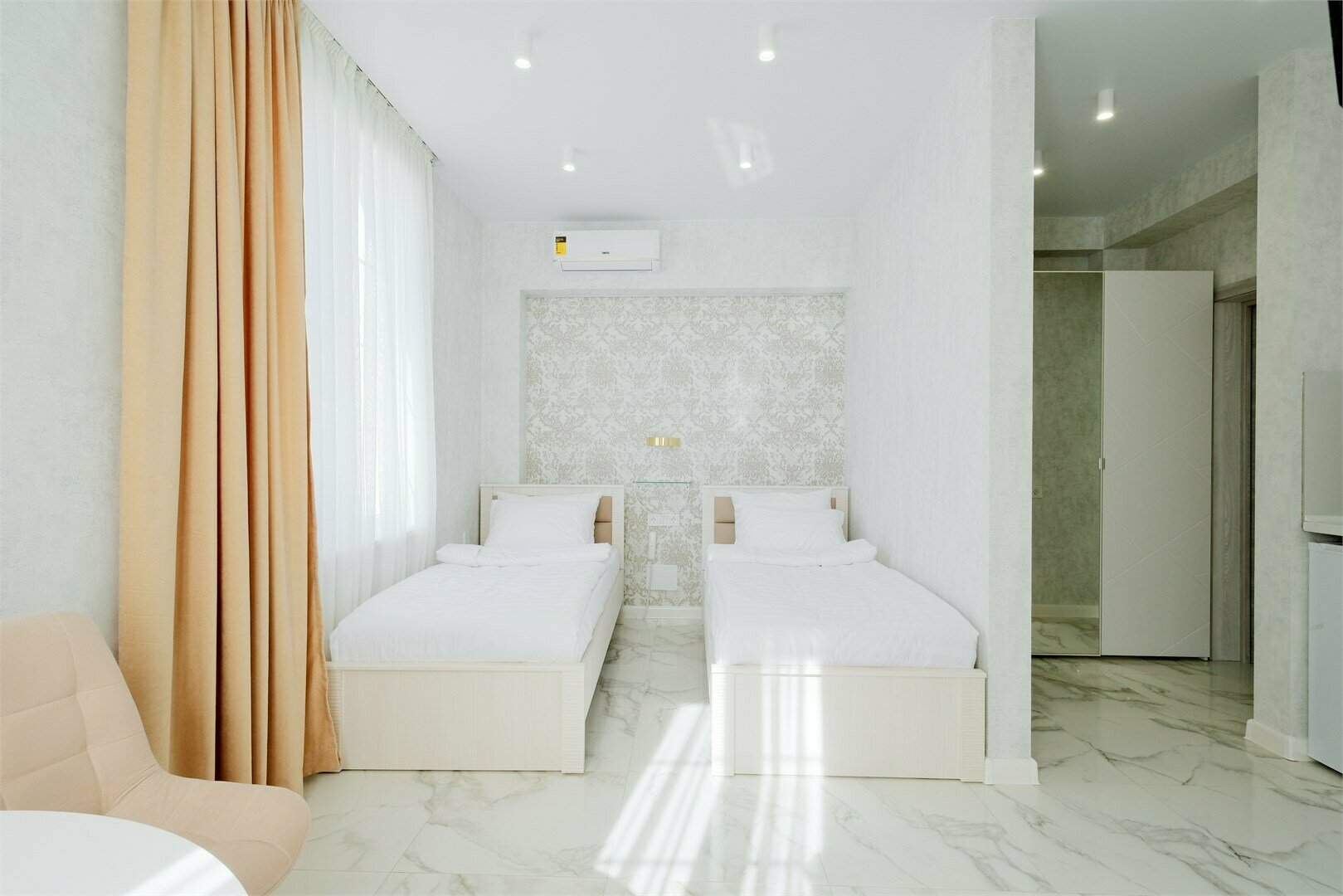 Двухместный номер с 2 односпальными кроватями