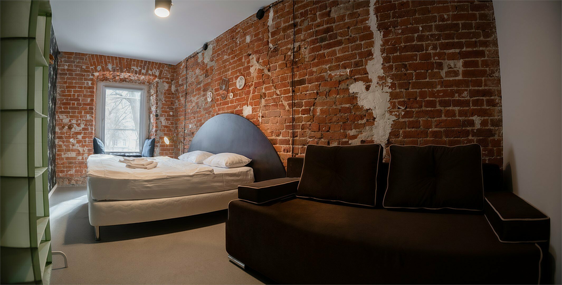 Двухместный номер с общей ванной комнатой