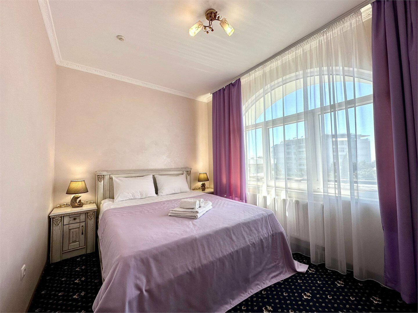 Номера Люкс с балконом с одной совместной кроватью с видом на море