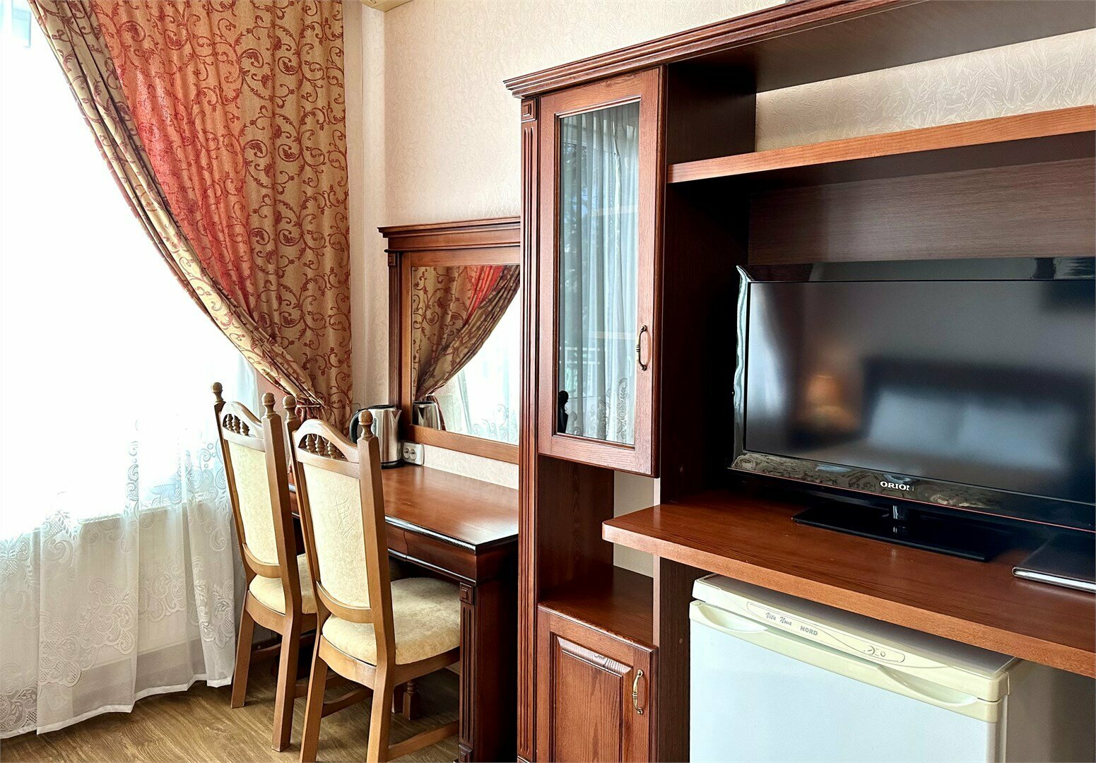 Номера Комфорт с балконом с двумя раздельными кроватями с видом на море