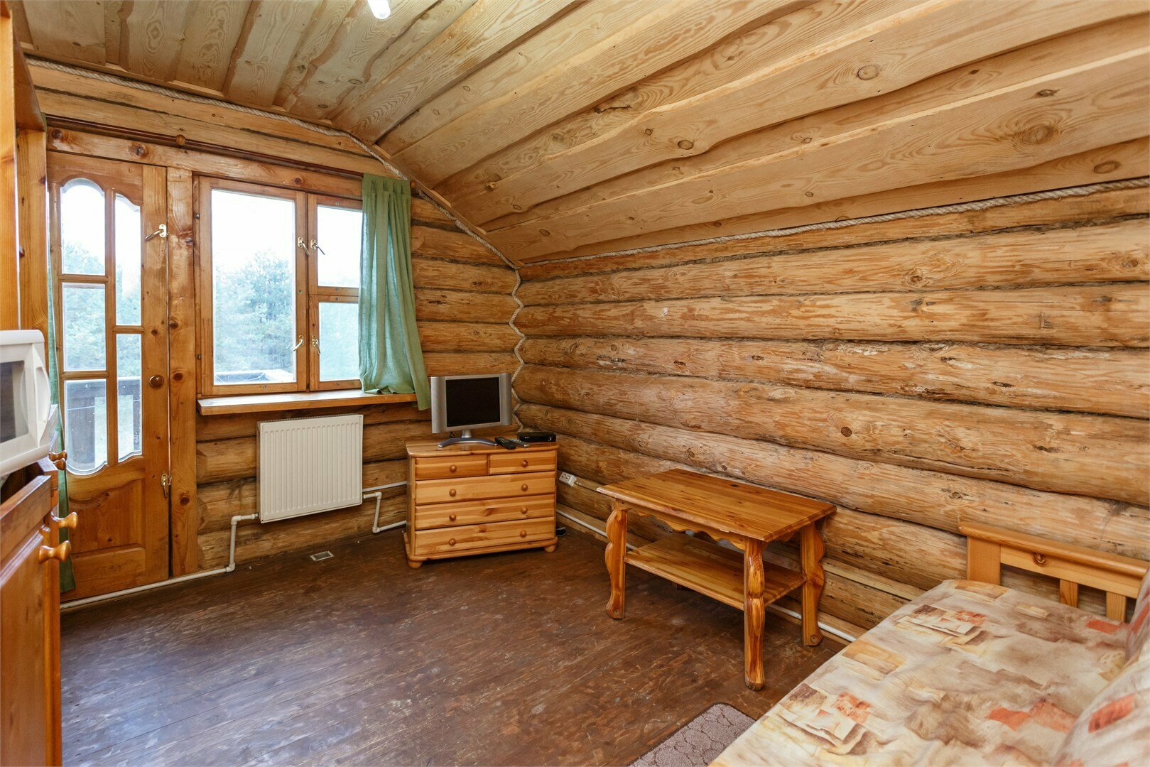 Дом с беседкой у озера №4