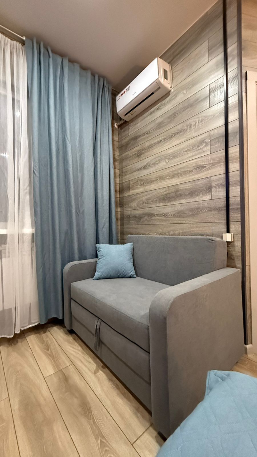 Трехместный номер «Комфорт» с душем