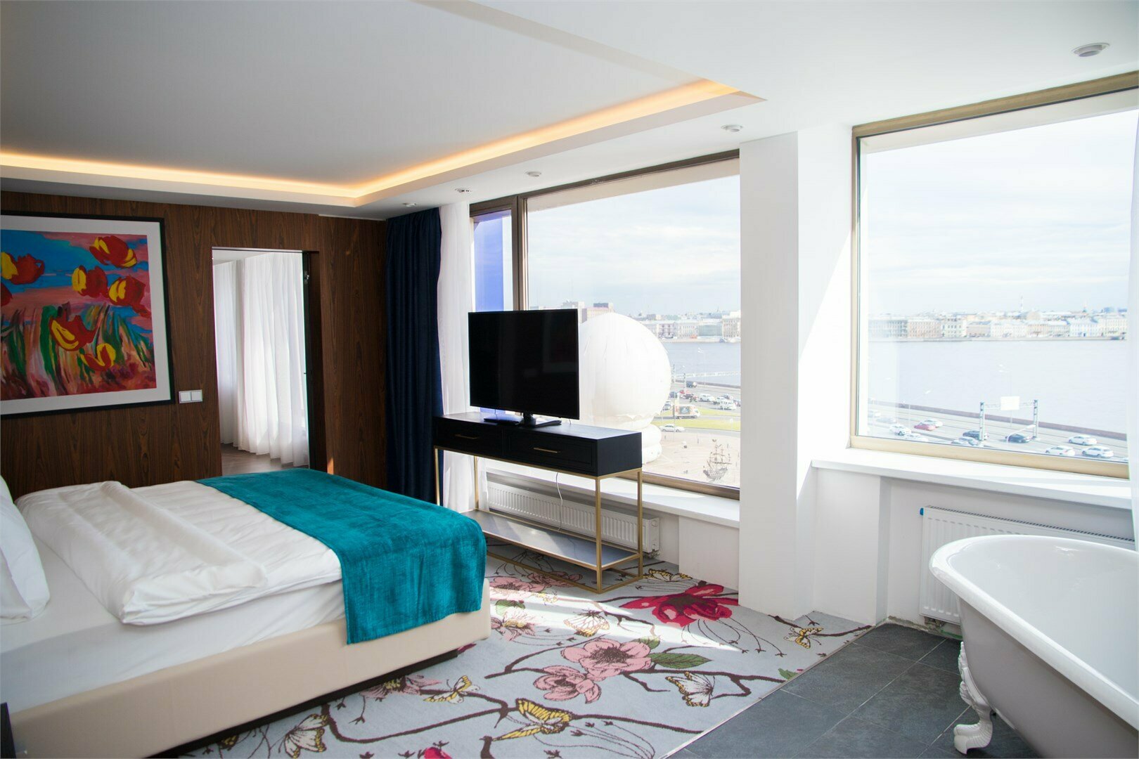 Трехкомнатный Представительский Люкс с видом на реку