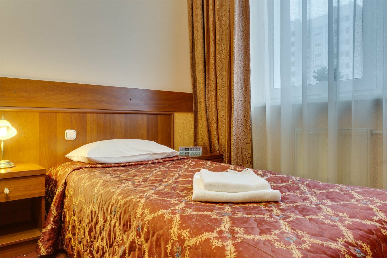 двухкомнатные апартаменты с двумя спальнями  (5местные)