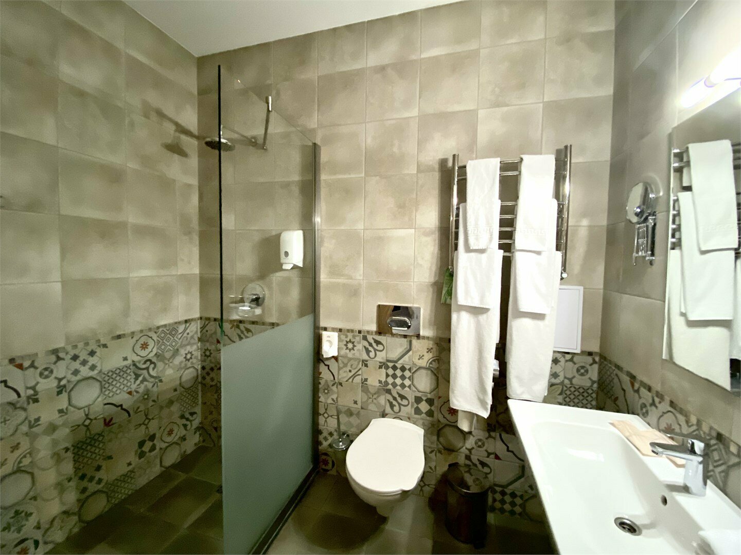 Улучшенный двухместный номер с 1 кроватью