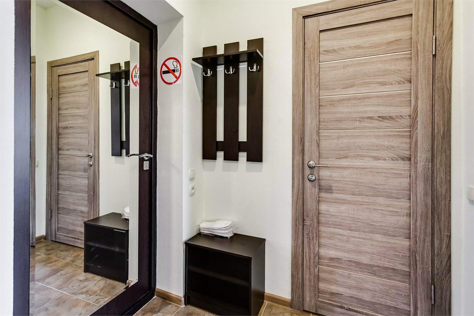 Семейный трехместный с балконом, санузлом и кухней