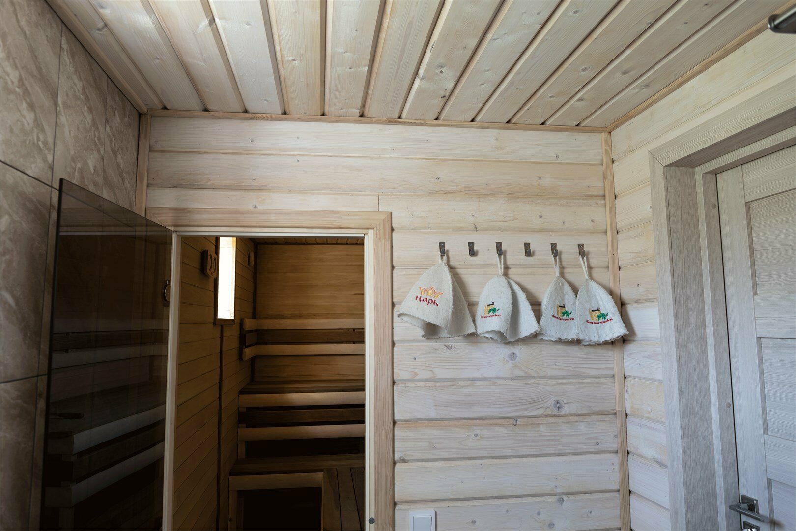 Черничный с сауной 90м2