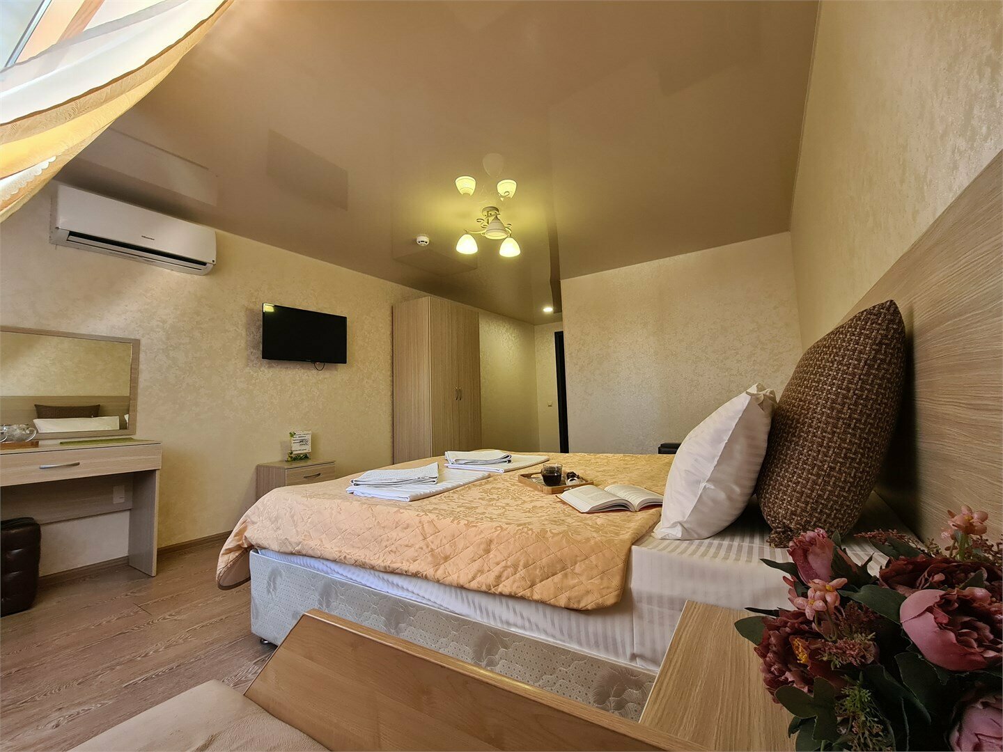 Улучшенная семейная комната вид на море