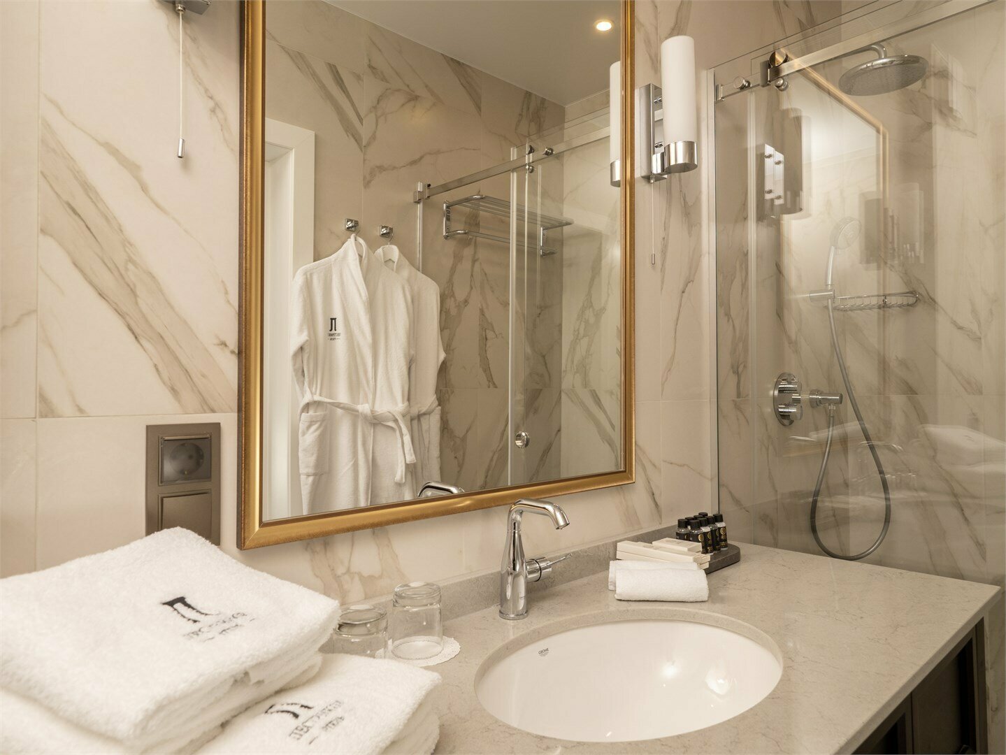 Классический Двухместный