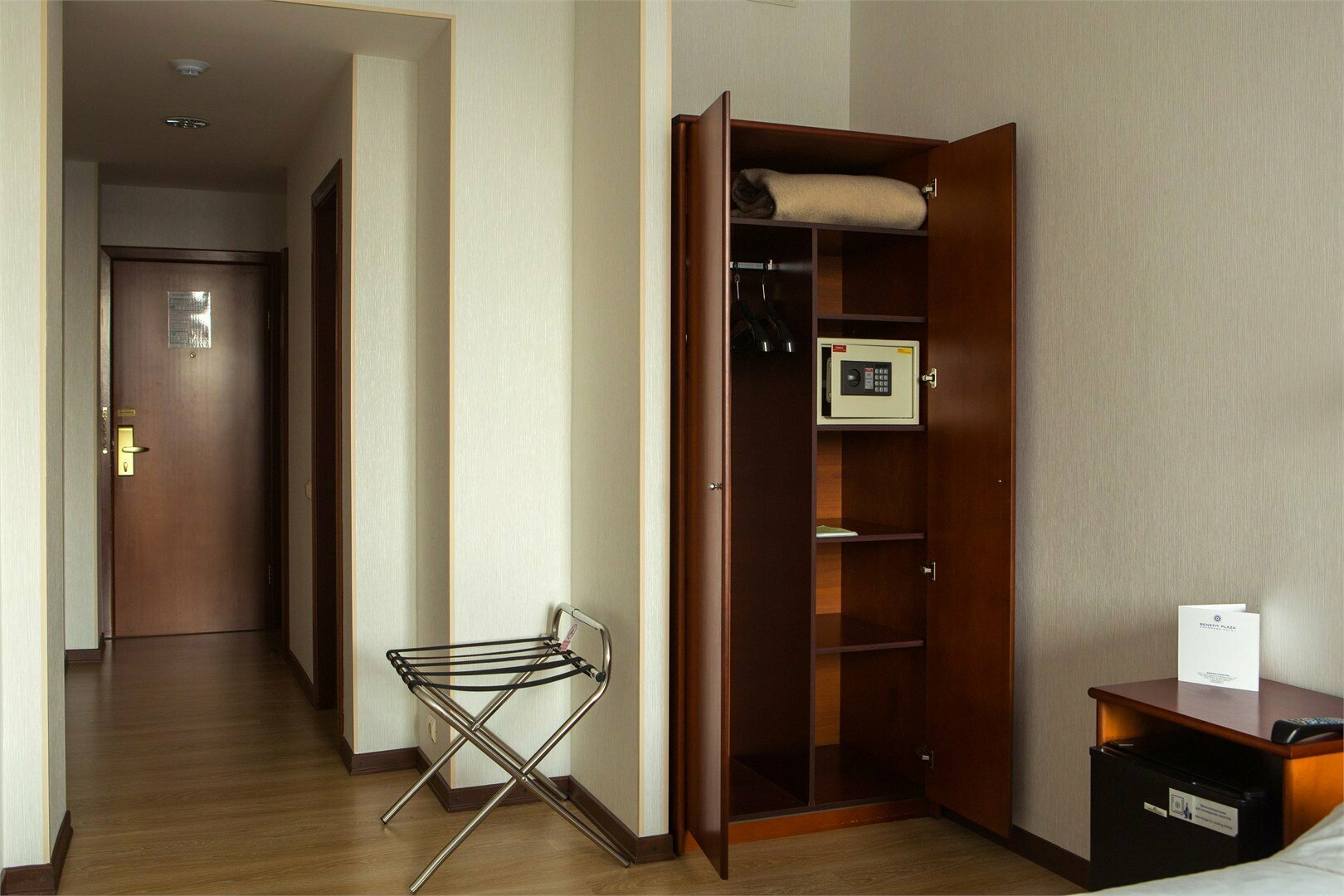 Стандарт с большой кроватью king size