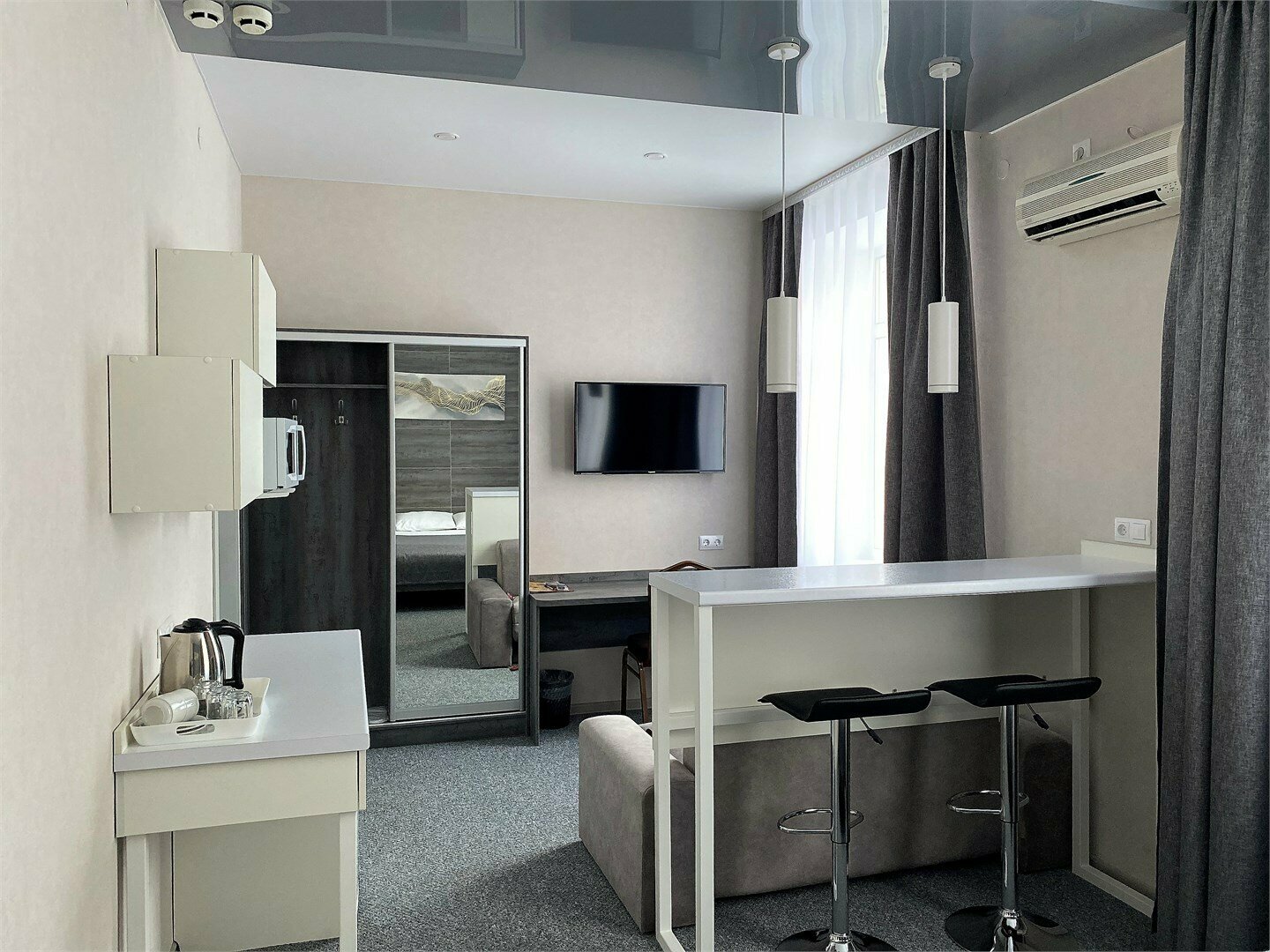 Улучшенный номер с кроватью размера «king-size»