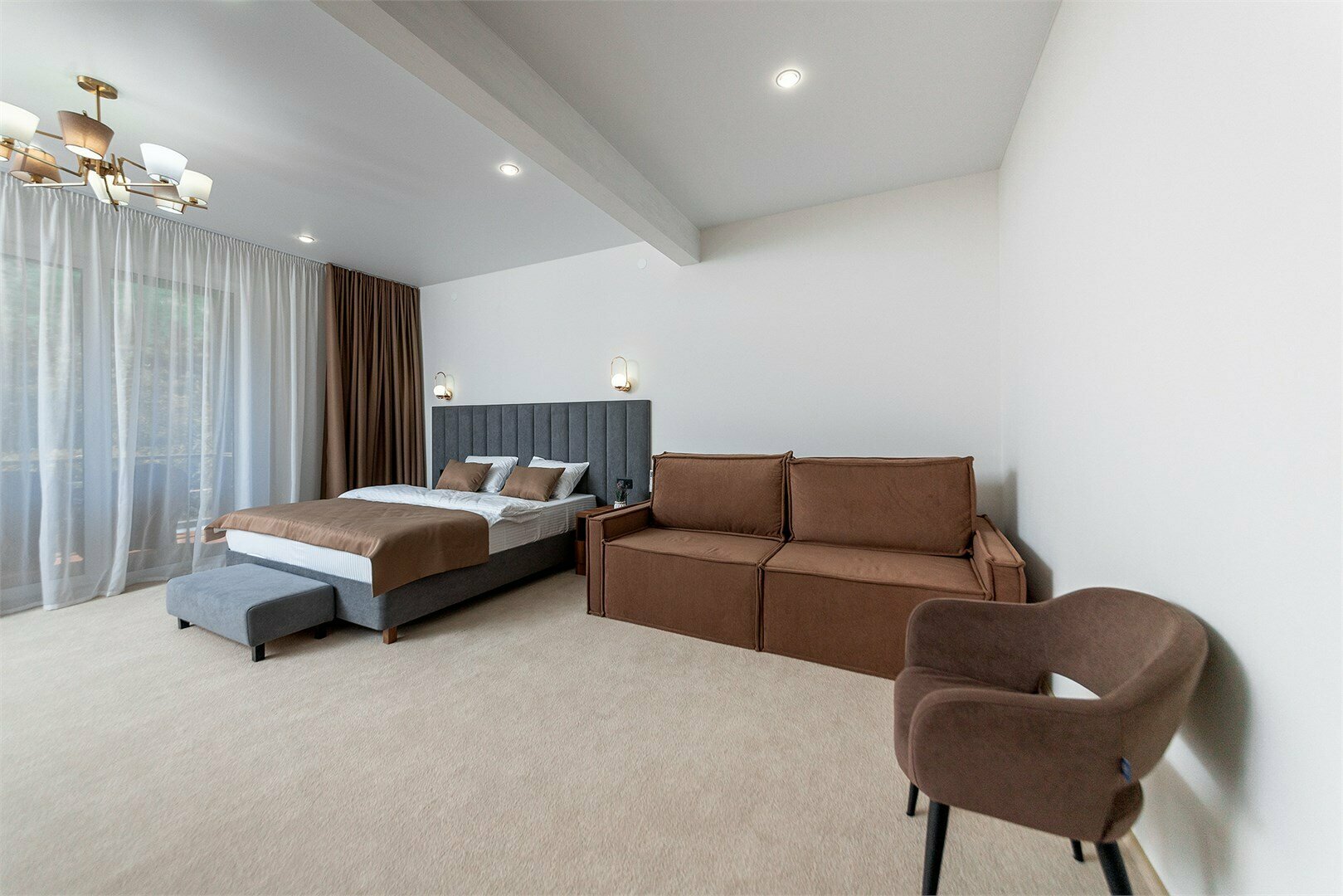 Двухкомнатный Сьют на 1 этаже с террасой