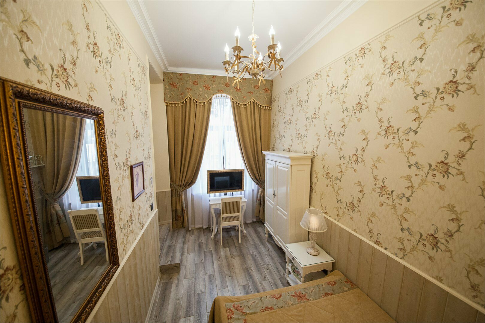 Улучшенный семейный номер