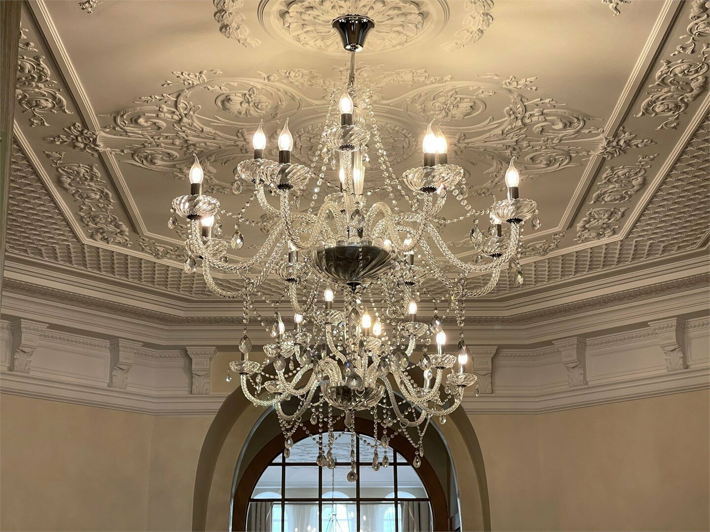 Полулюкс с гидромассажной душевой кабиной DBL