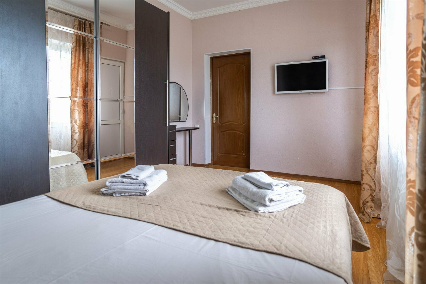 Апартаменты для 8 гостей с 3 спальнями и мангальной зоной