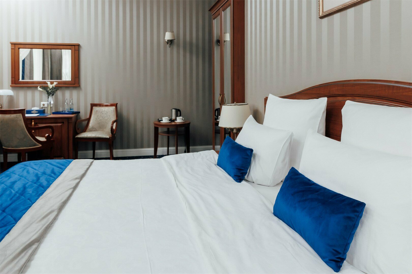 Делюкс с джакузи и видом на город