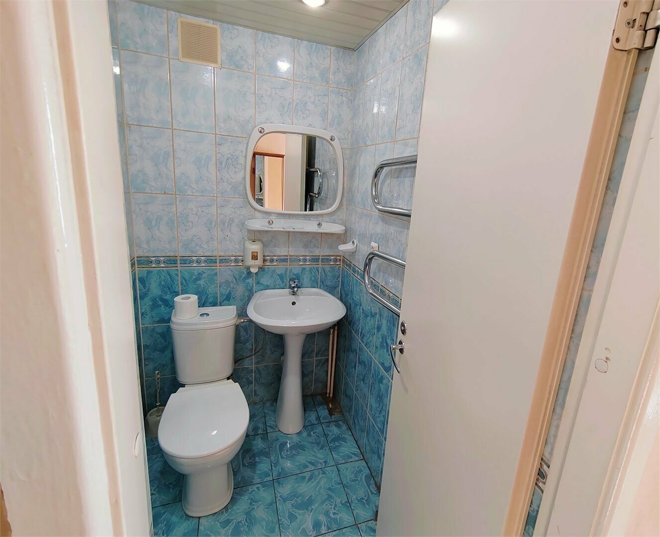 Двухкомнатный трехместный