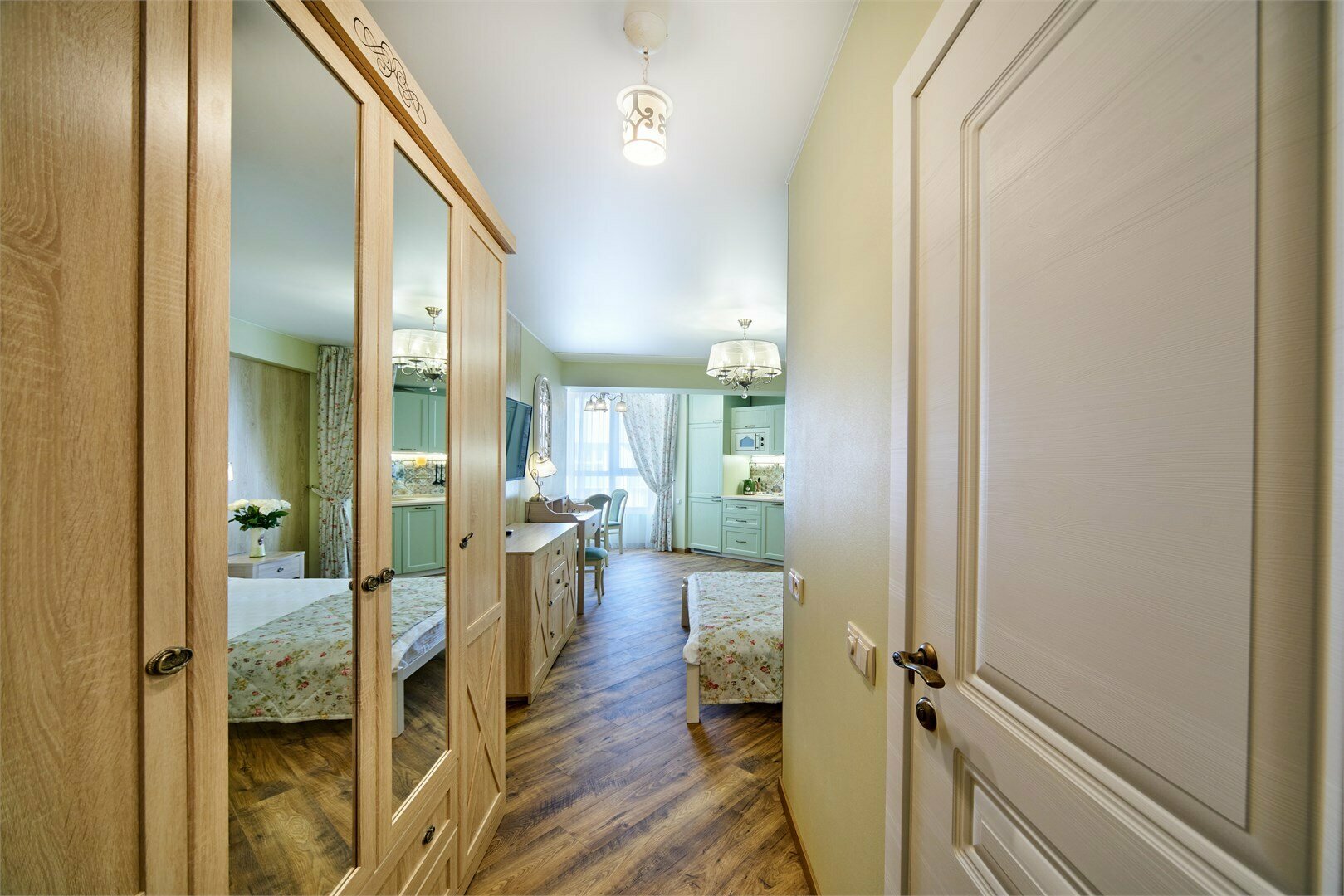 Делюкс студио "Летний"