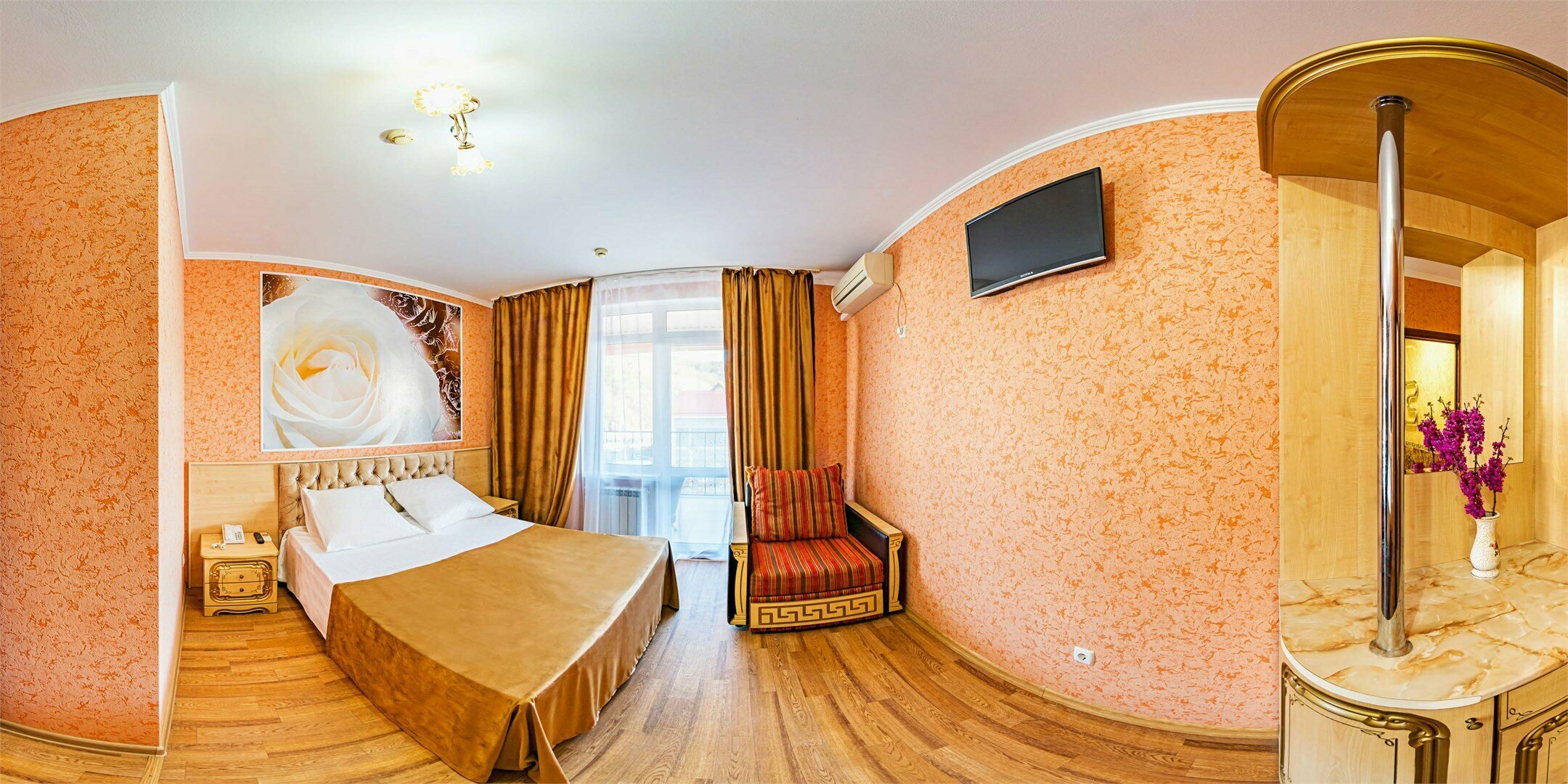 Комфорт "Горы и река" с балконом  "трансфер до моря и обратно"