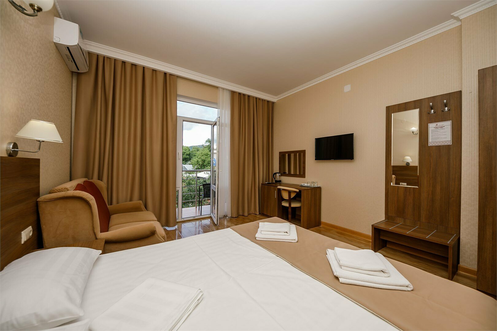 Студия люкс