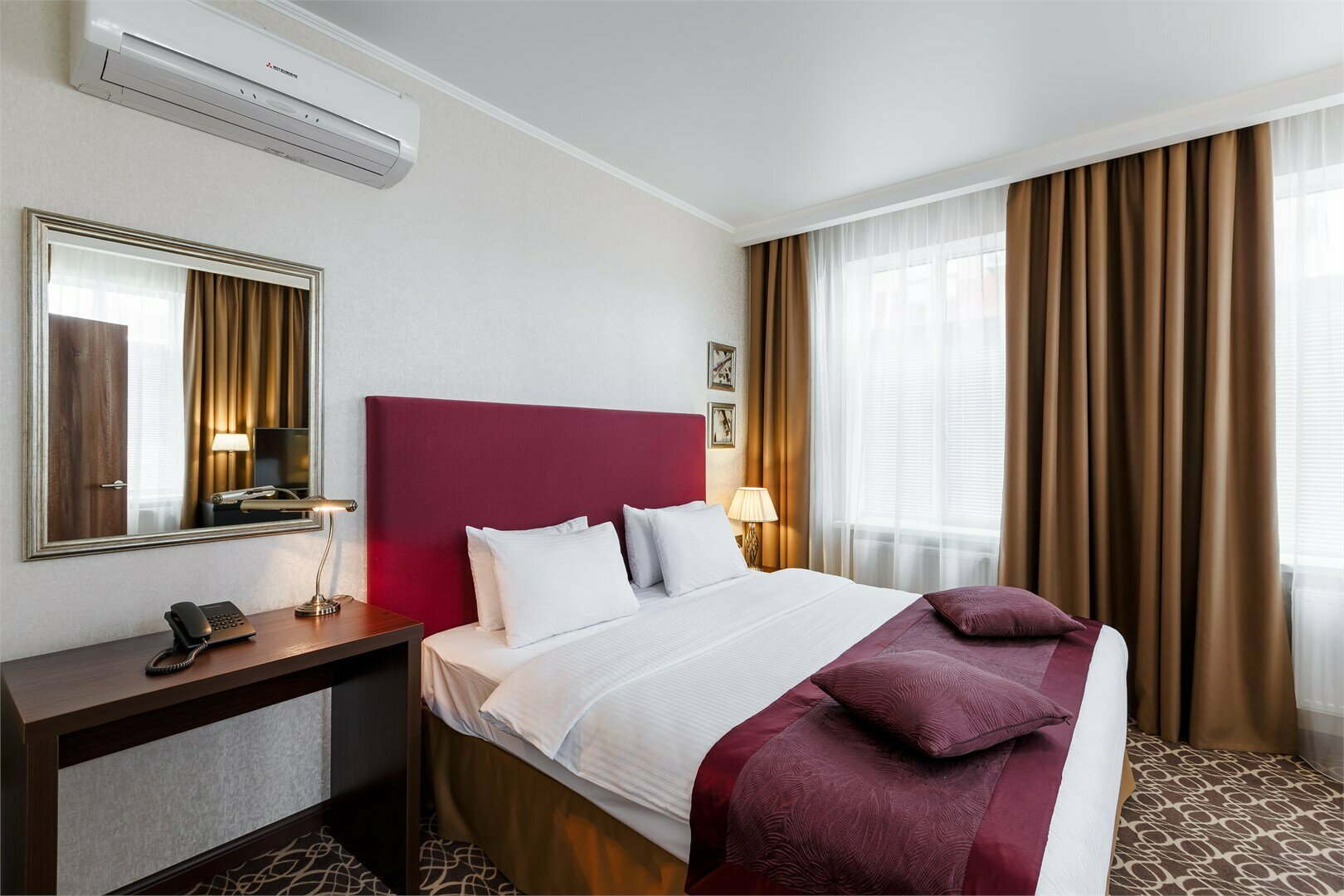 Суперлюкс с кроватью размера "king-size"