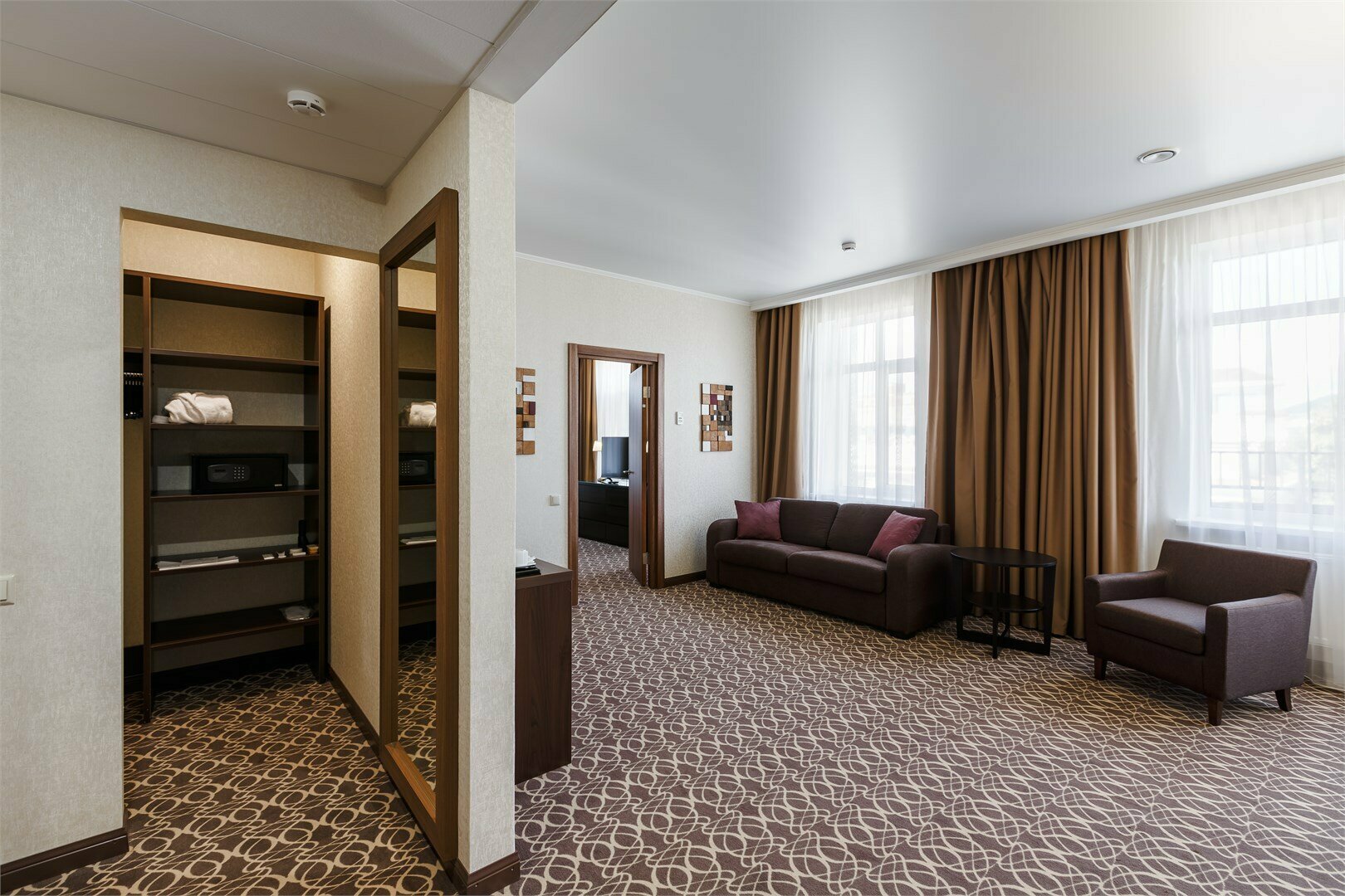 Суперлюкс с кроватью размера "king-size"