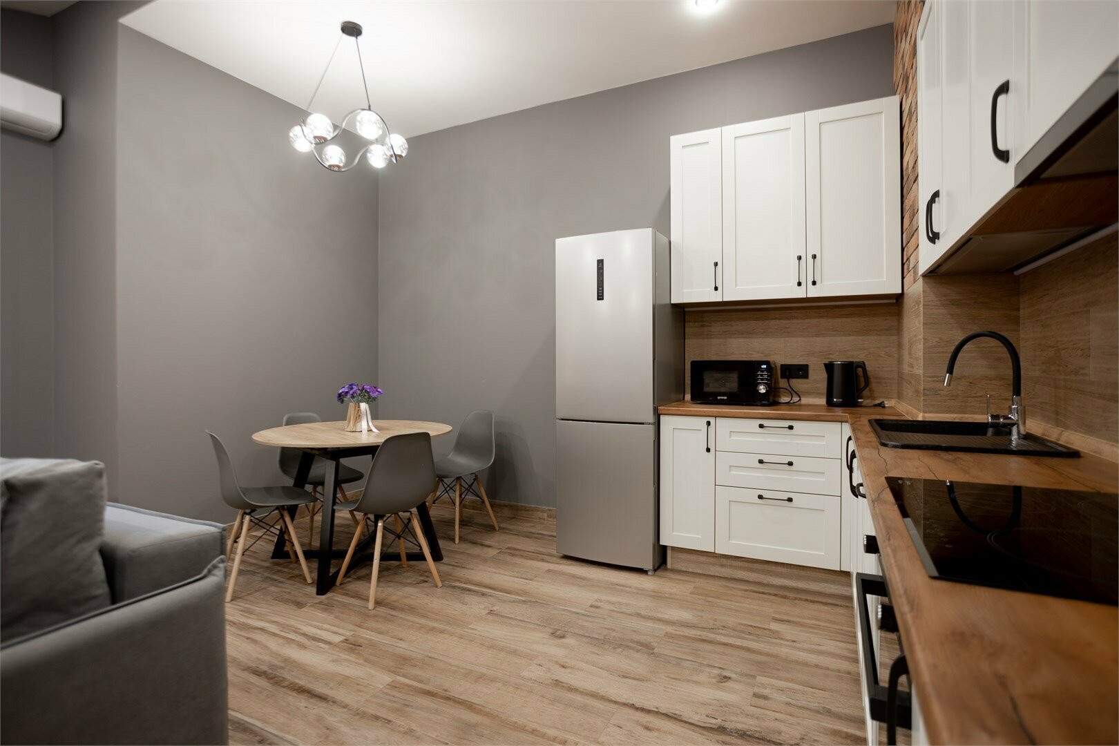 Апартаменты Люкс 3 комнатный c балконом