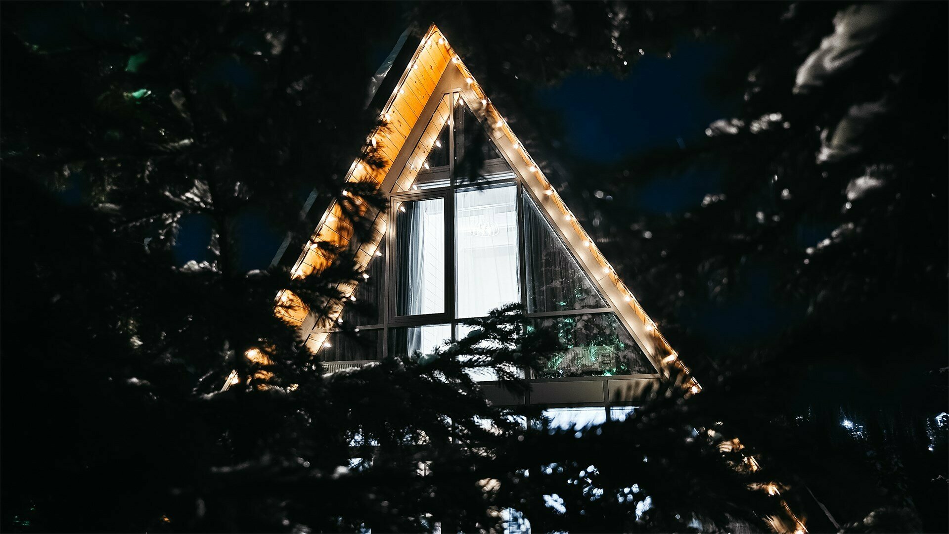 Дом А-фрейм с 3 спальнями