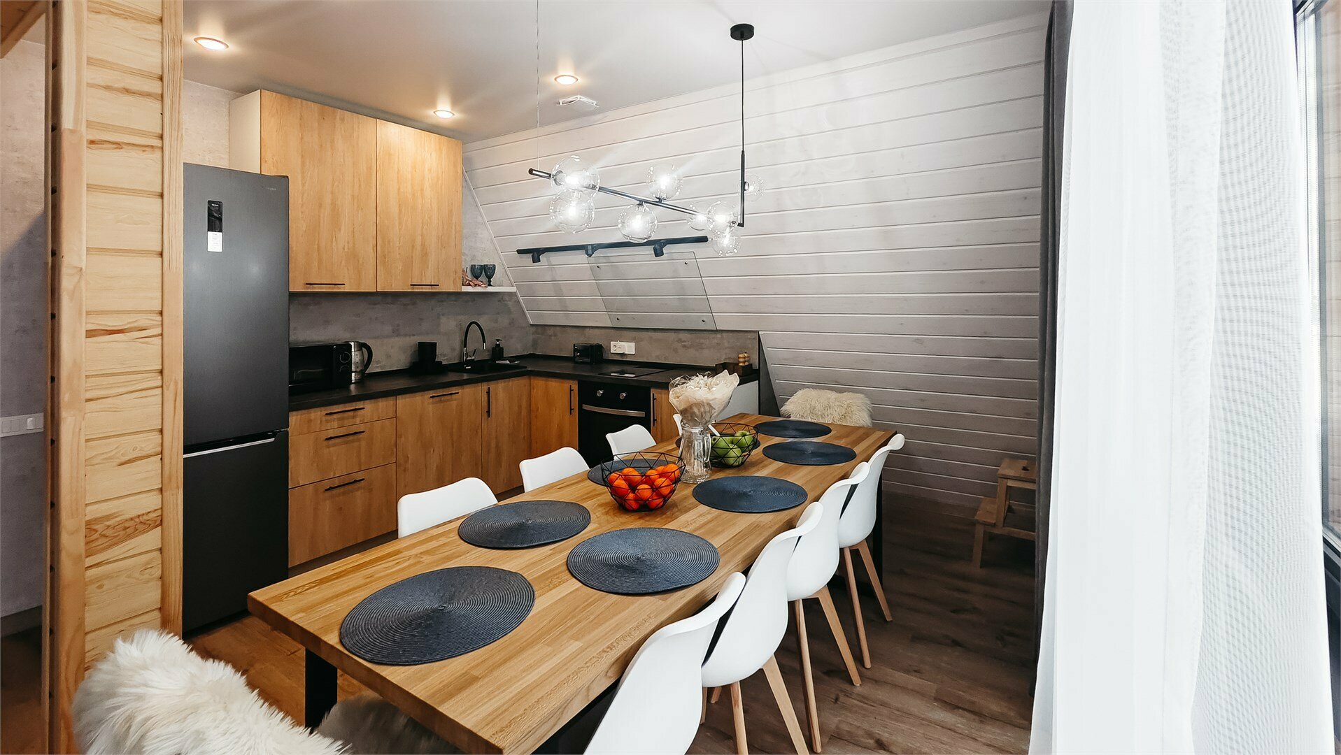 Дом А-фрейм с 3 спальнями