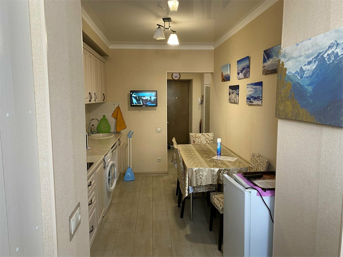 Двухкомнатная квартира на Коллективной 4/9