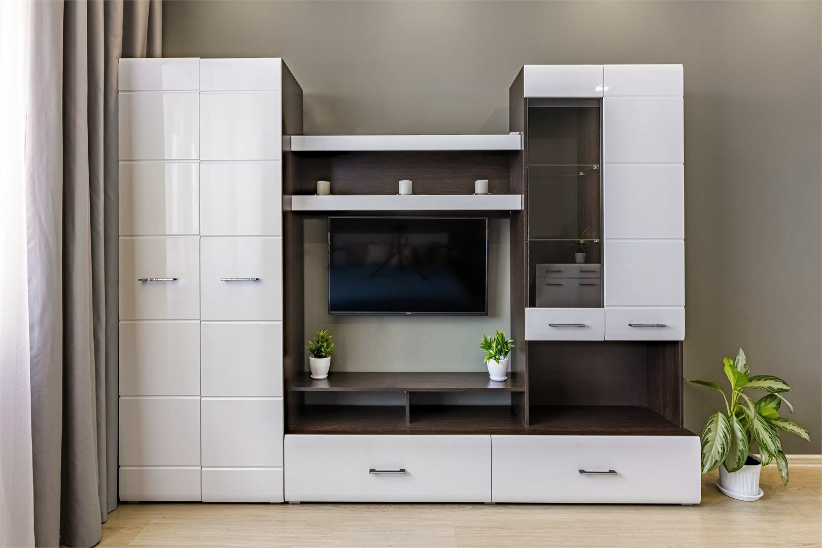 Апартаменты с видом на город на высоком этаже 54