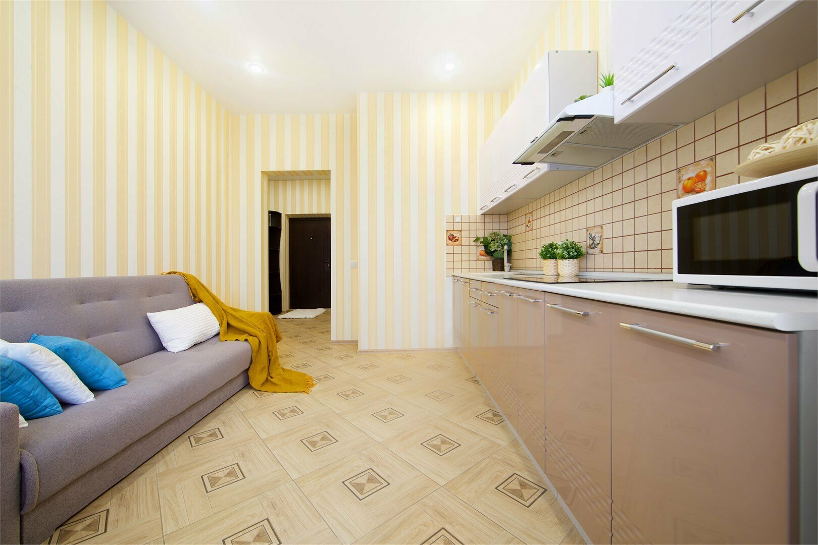 Апартаменты с видом на город на очень высоком этаже 178