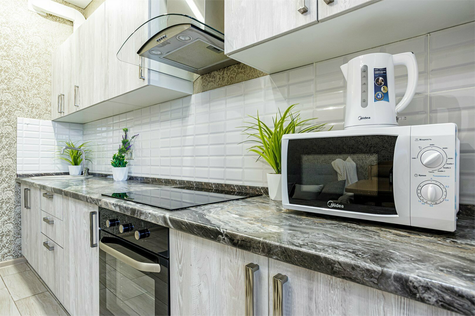 Апартаменты с видом на город на очень высоком этаже 211