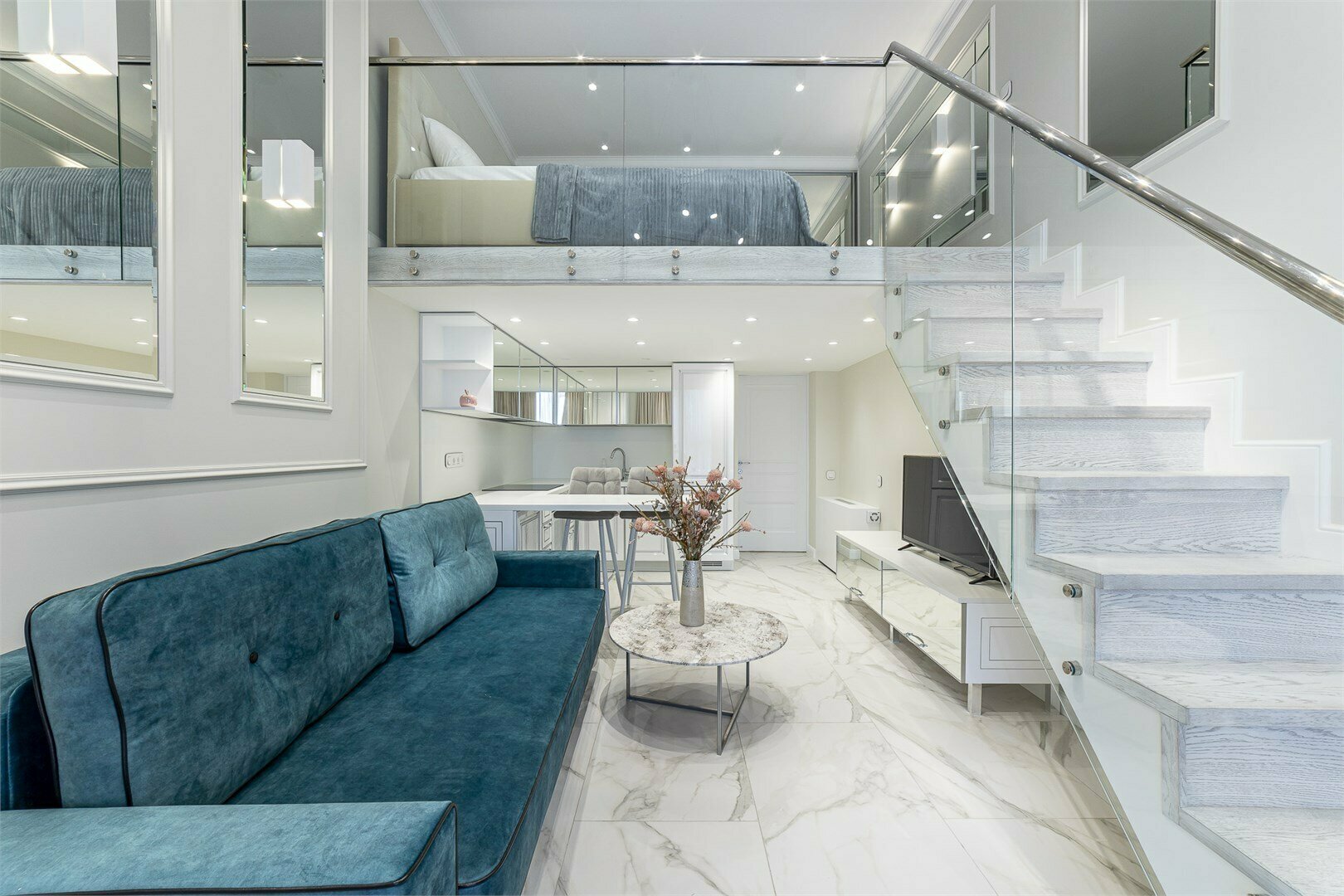 Двухуровневые апартаменты