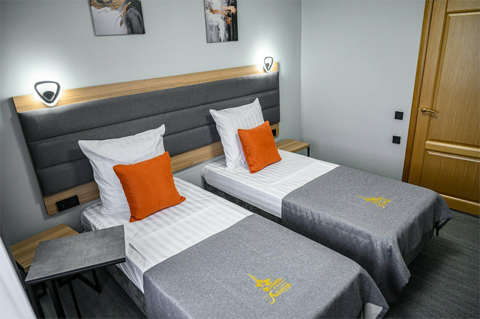 Двухместный новый