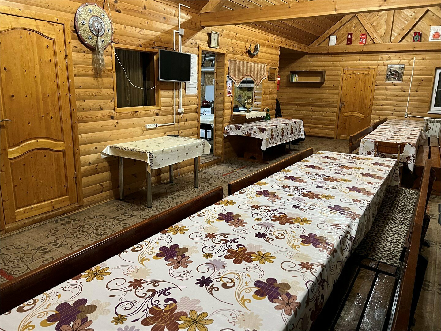 Дом на 10 человек с банкетным залом