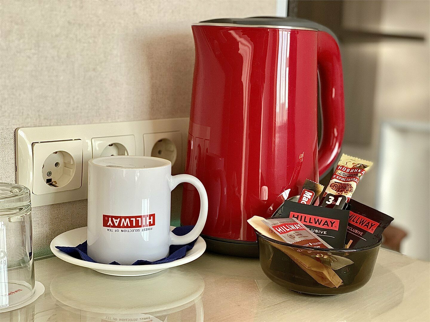 НОМЕР ПОВЫШЕННОЙ КОМФОРТНОСТИ С ПОЛУТОРОСПАЛЬНОЙ КРОВАТЬЮ