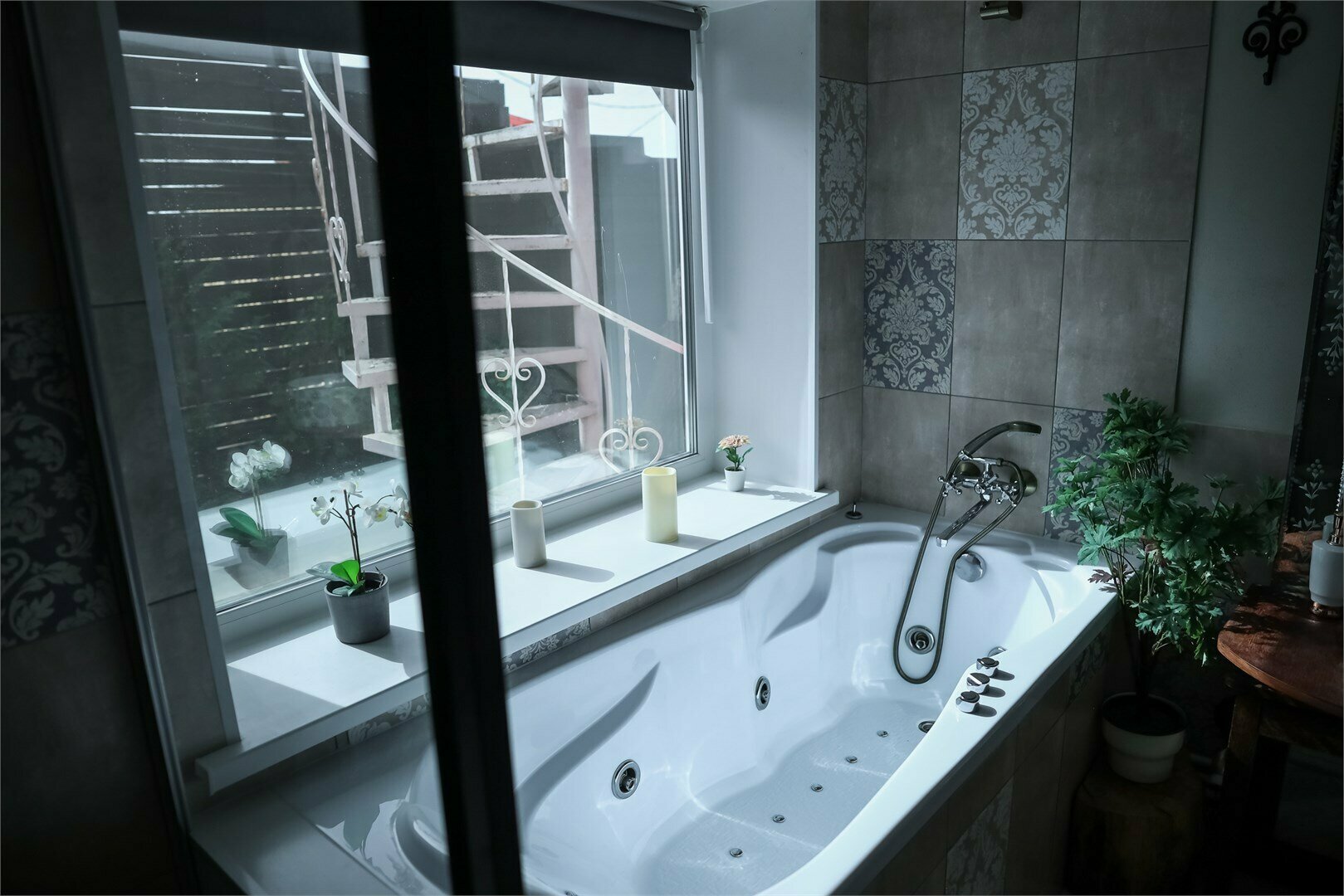 Улучшенный четырехместный номер