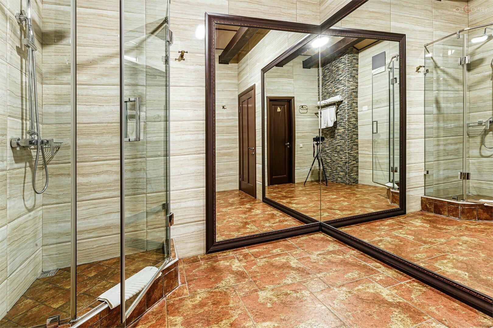 Улучшенный двухместный номер с 2 отдельными кроватями