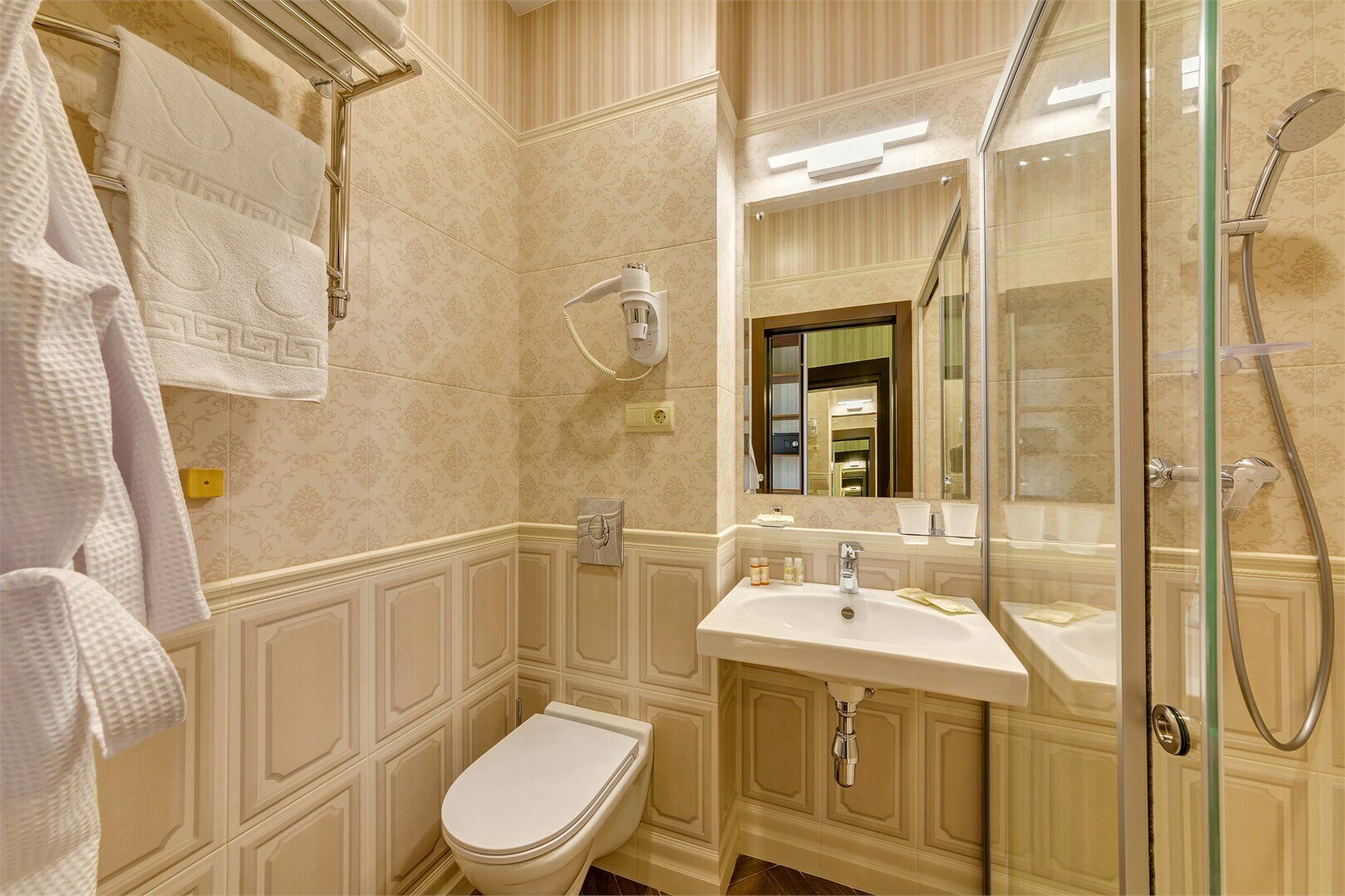 Номер первой категории "Стандарт с балконом"