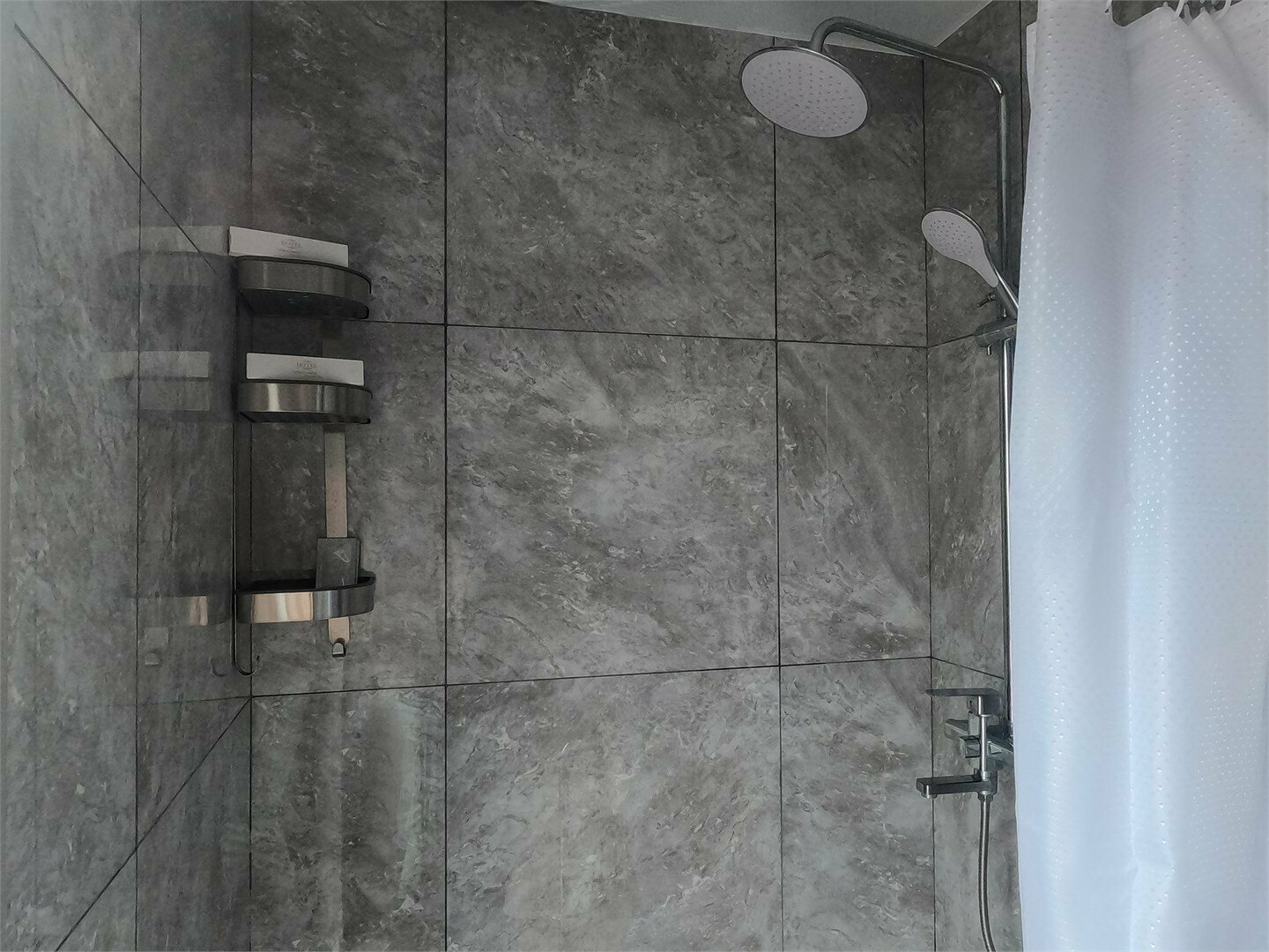 Шатёр №4 Standart (с завтраком) с общей ванной комнатой