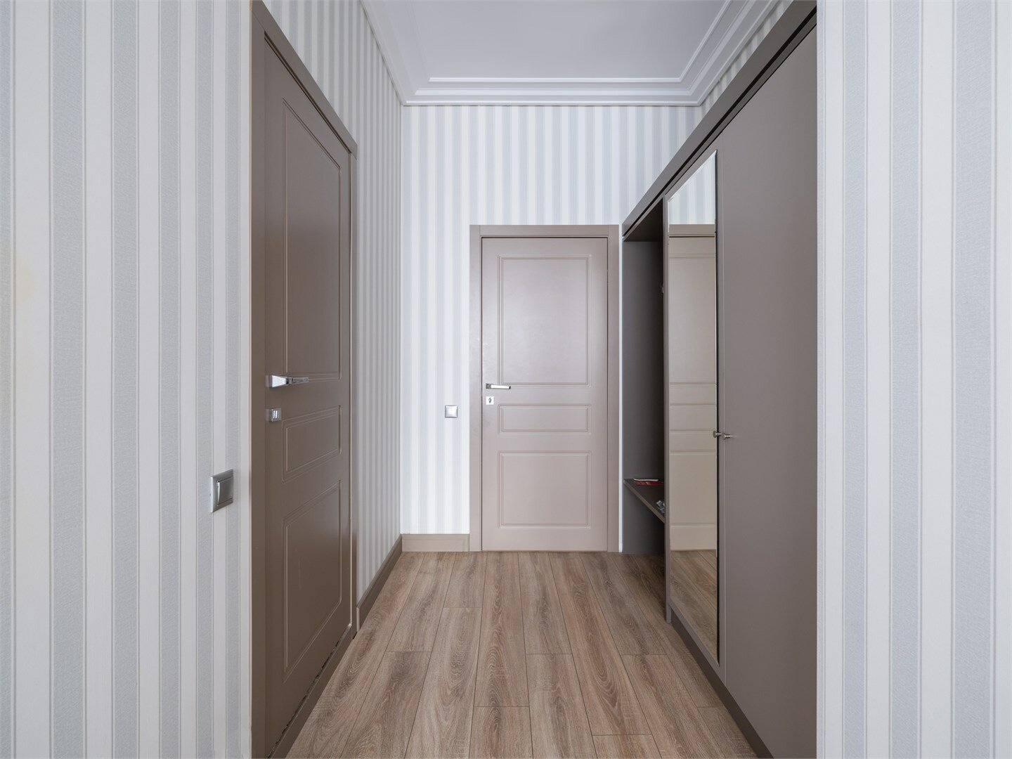 Семейный полулюкс с 2 двуспальными кроватями