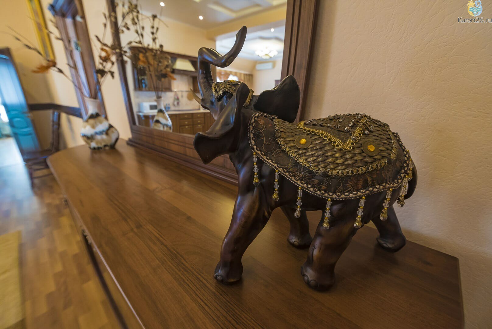 Апартаменты трехкомнатные с двумя спальнями, гостиной.