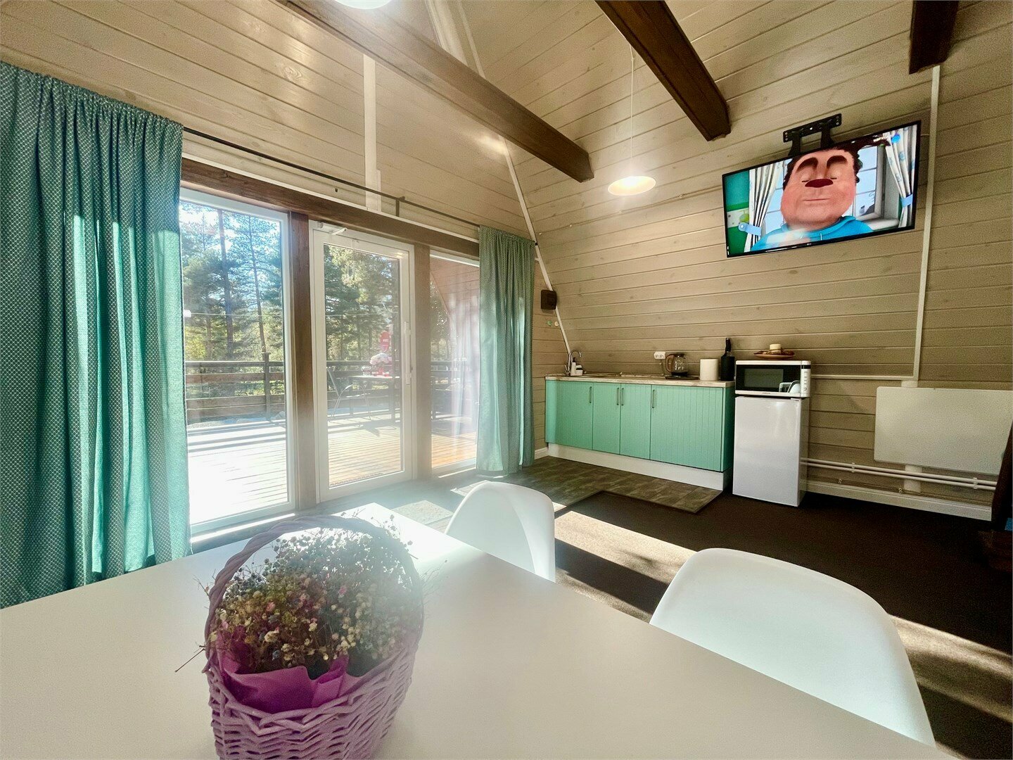 Коттедж с видом на озеро