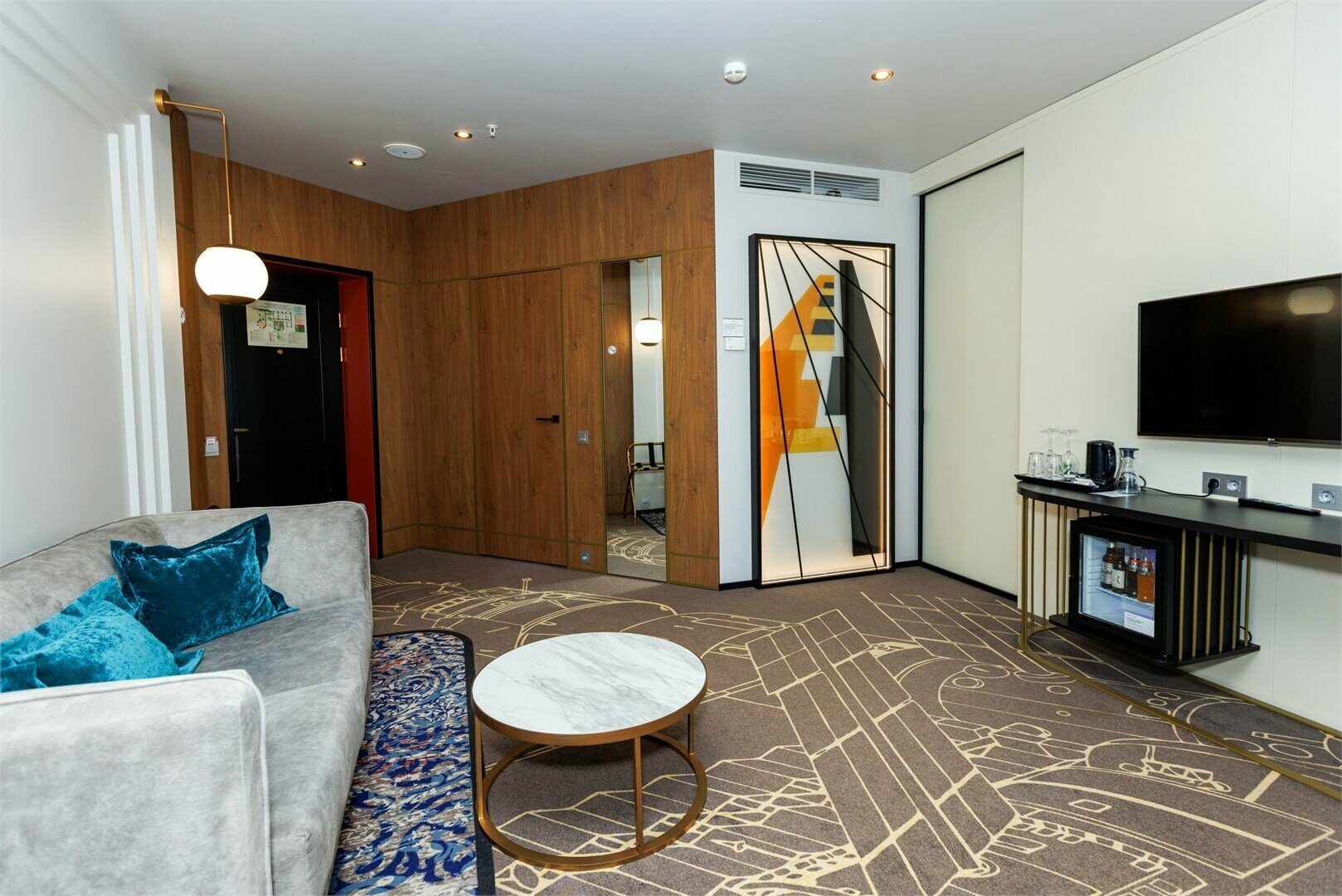 Номер Suite с двуспальной кроватью