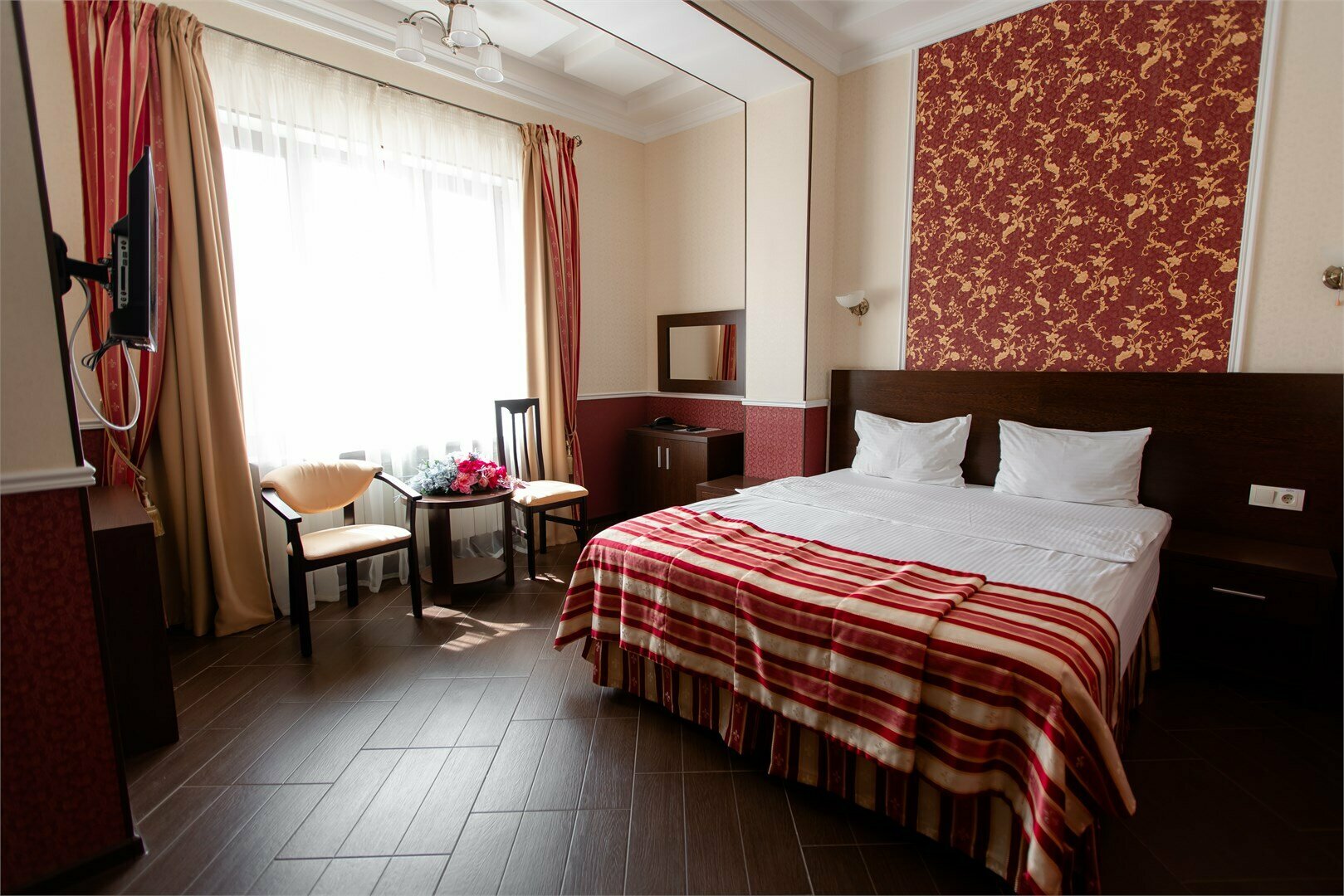 Стандарт с двуспальной кроватью