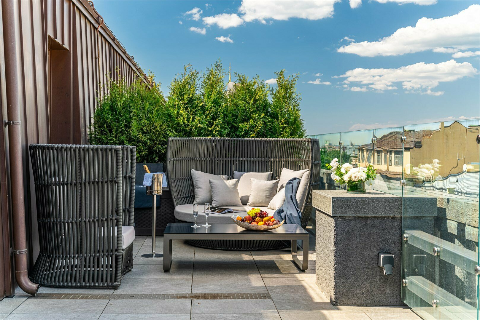 Полулюкс с террасой